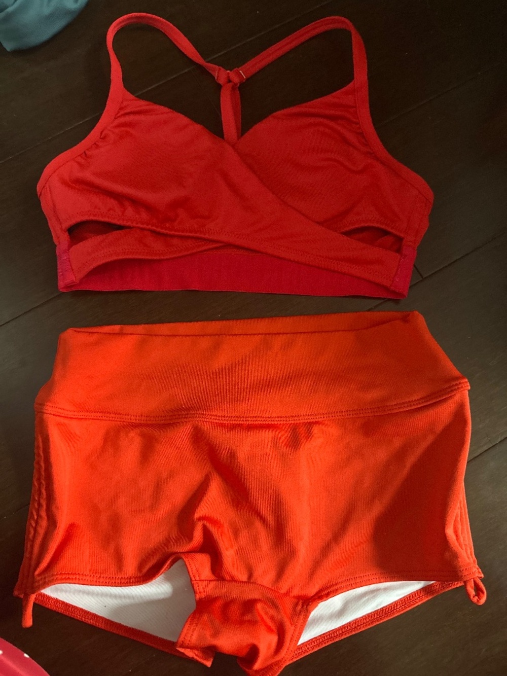 PINK Victoria’s Secret gym to swim set